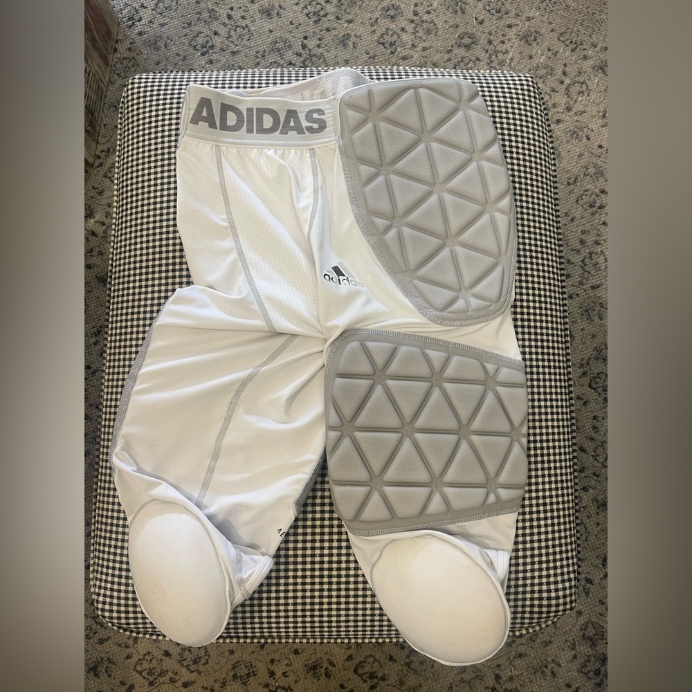 Adidas 3/4 football girdle, 5 pads with knee pads